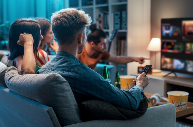 family and friends sharing netflix